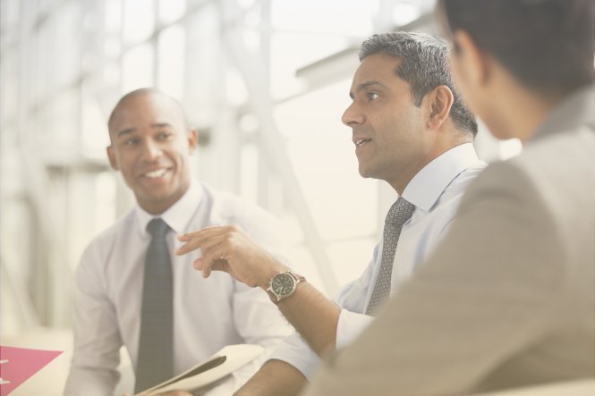 An IT leader working on C-suite communications in order to get executive buy-in for cloud migration.