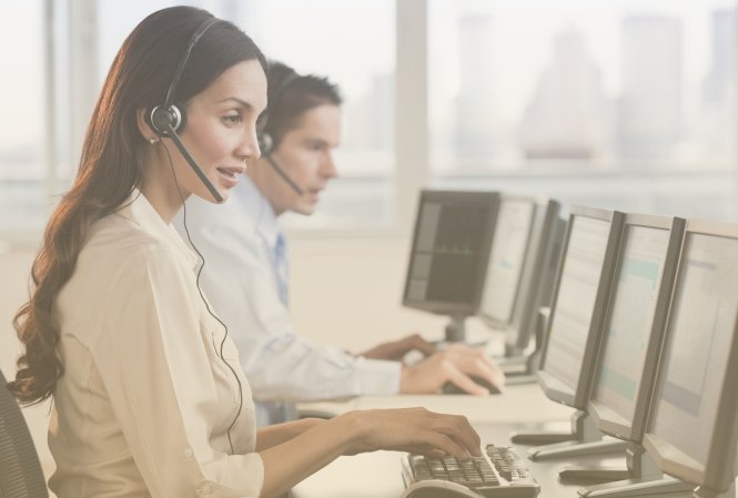 Customer service reps using call center speech analytics